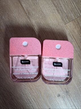 Berries & Cream Moisturizing Hand Sanitizer